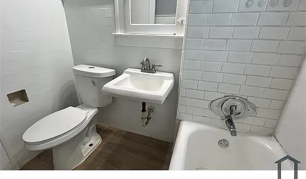 3339 Sturtevant Ave — Photo 10