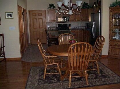 Kitchen/Dining Area