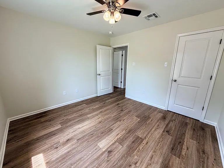 3715 Common St — Photo 11