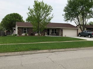 1178 Pilgrim Rd, Greenwood, IN 46142