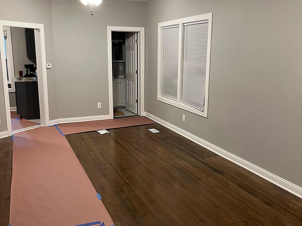 Living Room/Dining