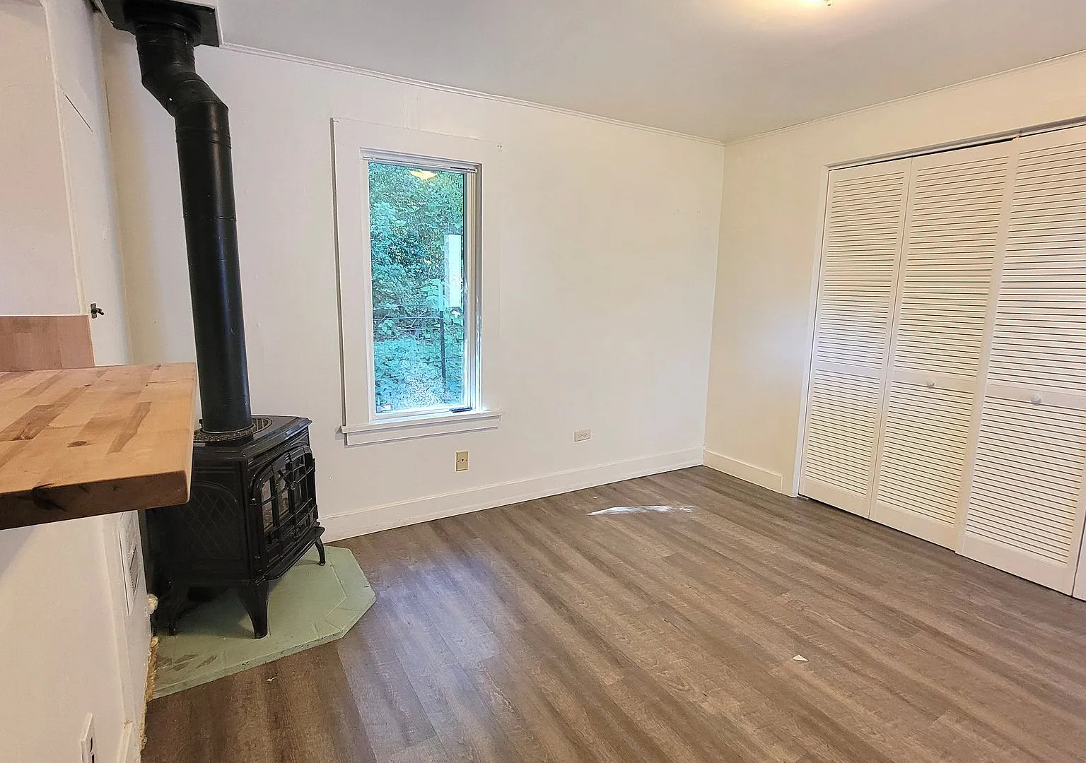 044SCobert5503 — Photo 3