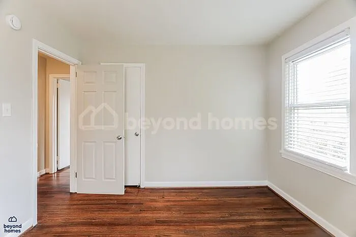 1028 Broadmoor Dr — Photo 17