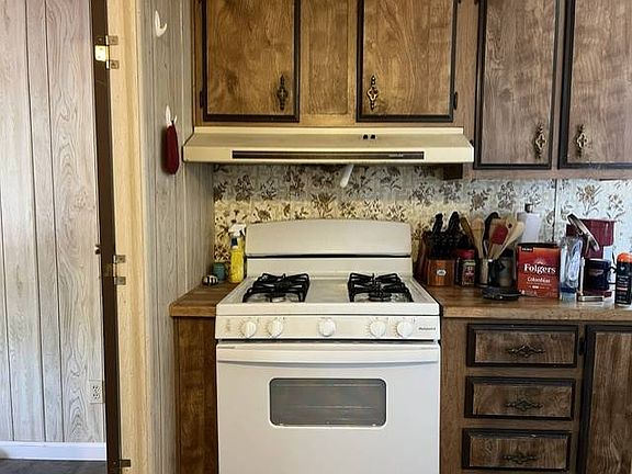 3rd image of 1205 S Maine St Space 25