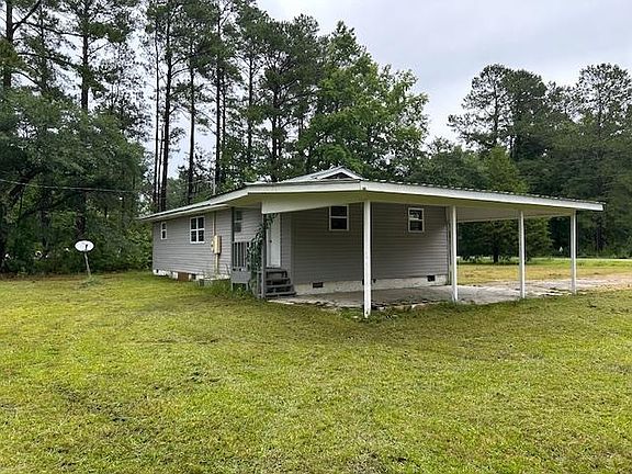 3rd image of 321 Circle Heights Dr.