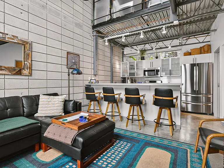4801 S Congress Ave #H1 — Photo 7