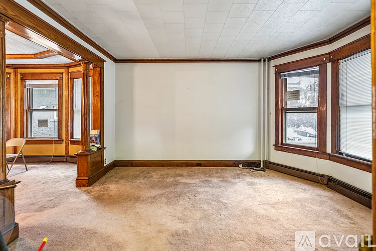25 Kent St #1 — Photo 6