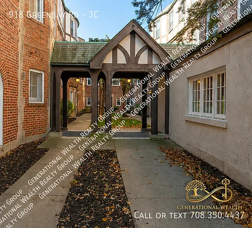 918 Greenbay Rd Photo 1