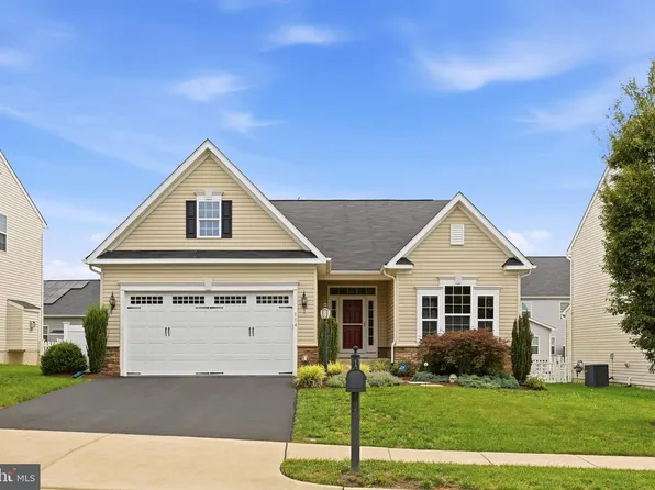 114 Rooftop Ct, Stephenson, VA 22656