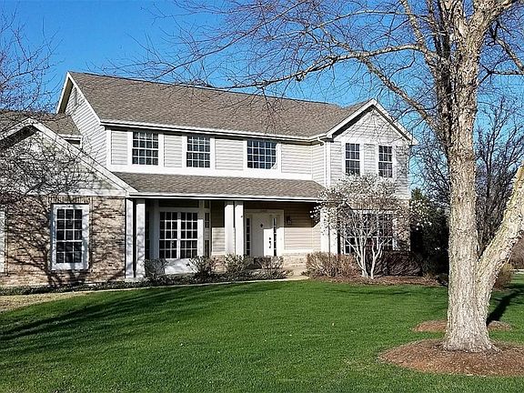 Stunning covered front porch and side entry 3 car garage give this home Star curb appeal!