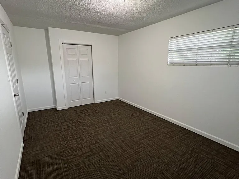 4906 Kempston Dr — Photo 9