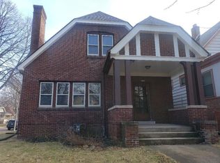 3004 S 15th St, Milwaukee, WI 53215