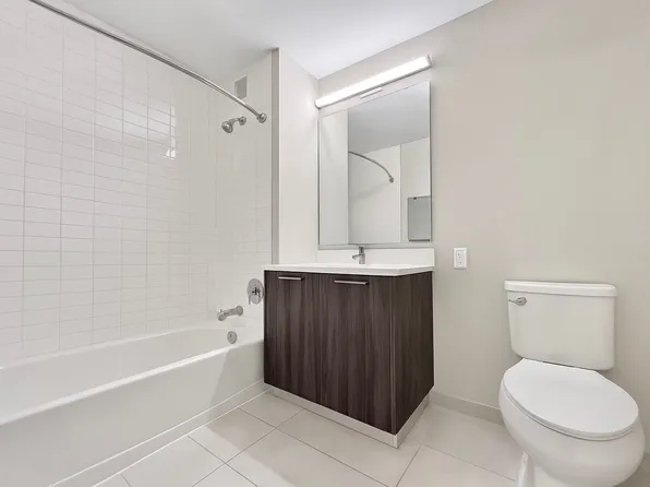 1524 Sheepshead Bay Road image 10 of 31