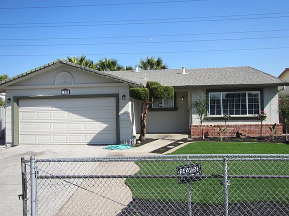 2nd image of 1524 Leeward Dr