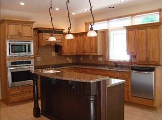 425 W Trillium Ct, Stevens Point, WI 54481