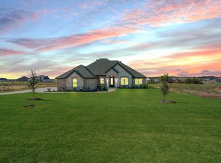 2074 Sunset Ridge Dr, Weatherford, TX 76087