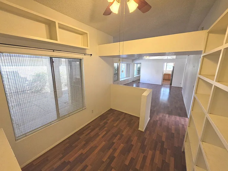 1056 W Sunward Dr — Photo 5