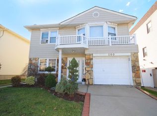 580 Klondike Ave, Staten Island, NY 10314