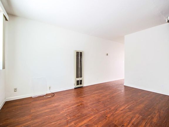 4th image of 1728 Noranda Dr
