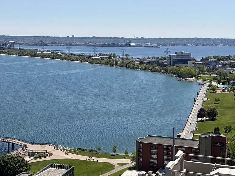 2075 Lakeshore Rd #2307 — Photo 14