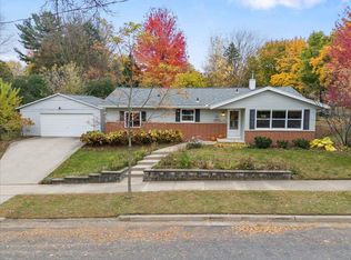 1121 Winn Trl, Madison, WI 53704