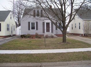 1513 W Capitol Ave, Springfield, IL 62704