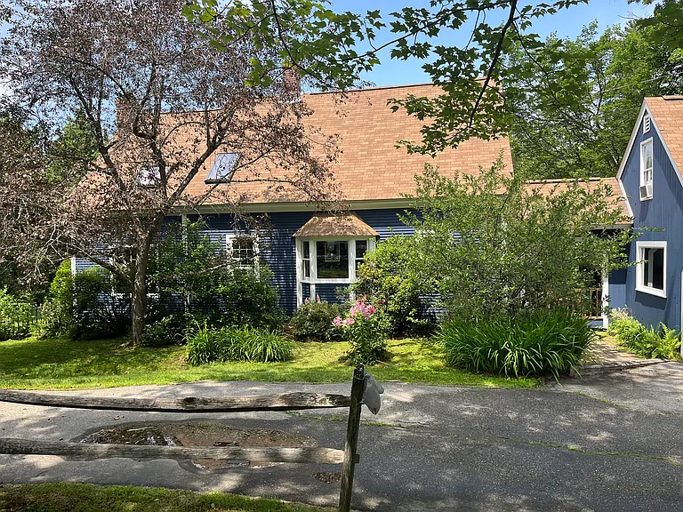 18 Chalk Pond Rd — Photo 10