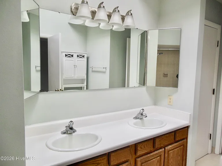 313 Sandpiper Ln — Photo 15