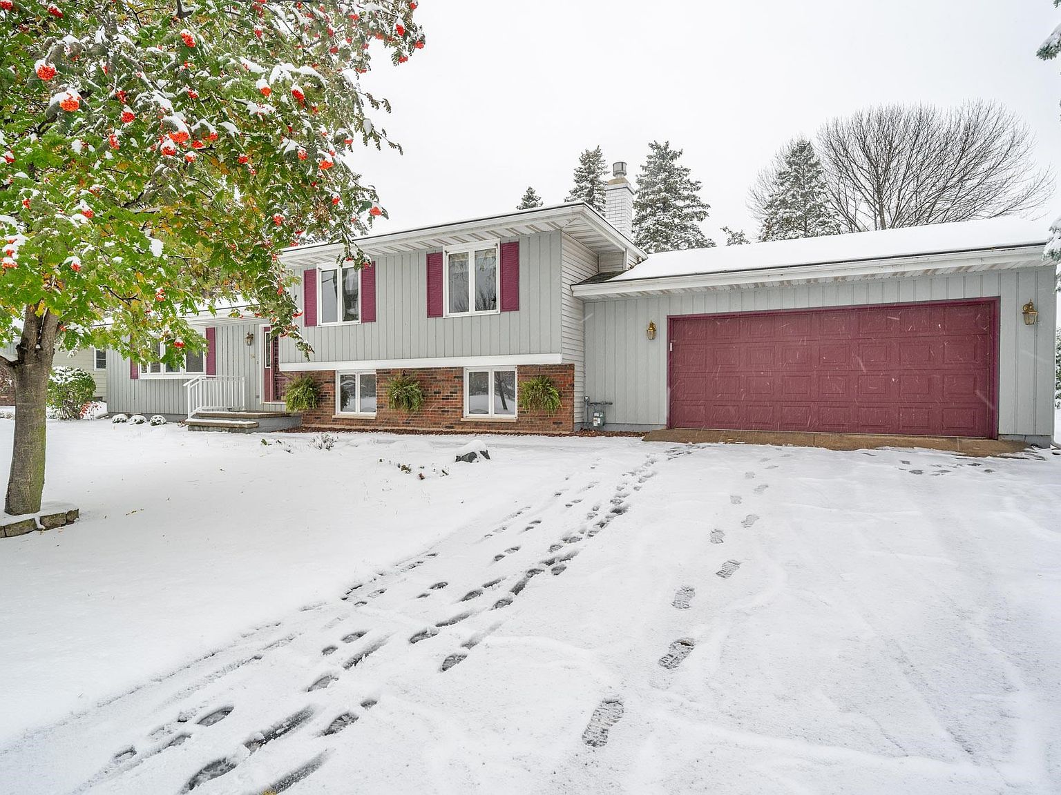 756 Kensington Rd, Neenah, WI 54956 Zillow