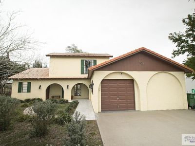 608 De Leon Ave, Rancho Viejo, TX, 78575