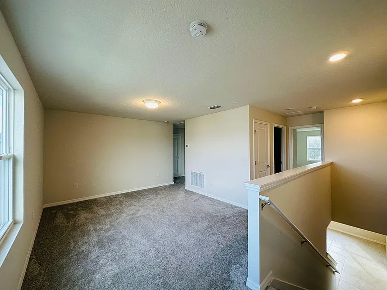 5269 Royal Point Ave — Photo 11