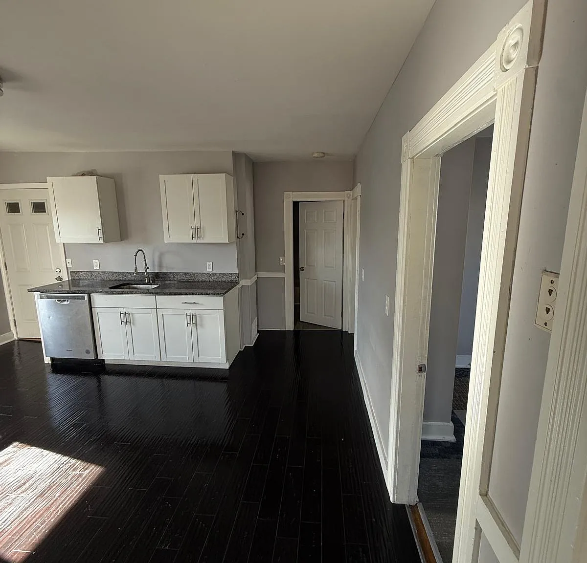 26 West St — Photo 2