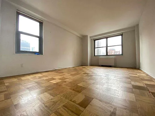 Rented by Bond New York | media 9