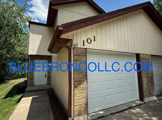 101 SW Oxford Pl, Lees Summit, MO 64063