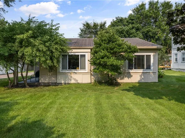 305 Kellogg Ave, Dallas Center, IA 50063