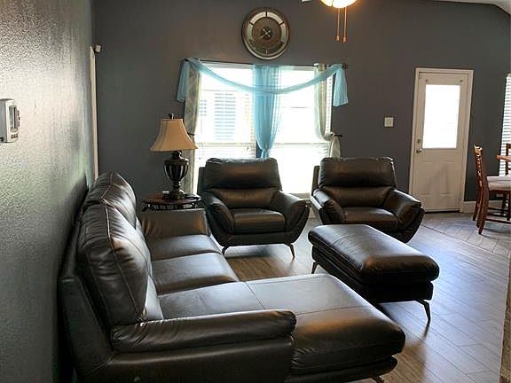 4th image of 6833 Wilhelmina Dr