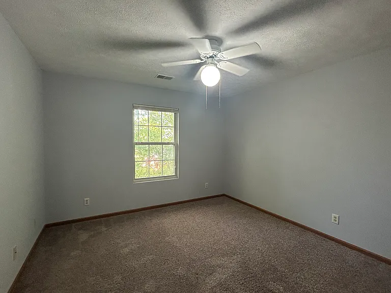 5591 Tall Pines Pkwy #4 — Photo 7