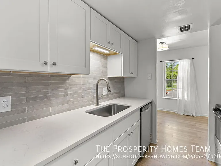 8774 Tamar Dr — Photo 6