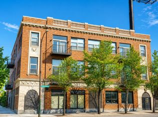 2375 W Montana St APT 3B, Chicago, IL 60647