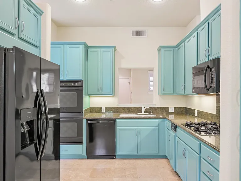 435 Sheridan Ave #201 — Photo 26