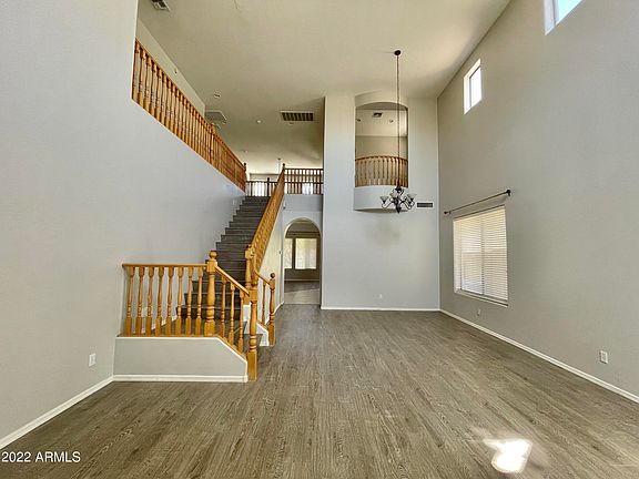 2nd image of 2746 W Redwood Ln