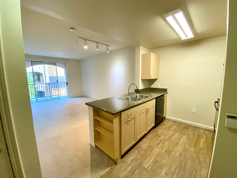 1550 Technology Dr #2023 — Photo 1