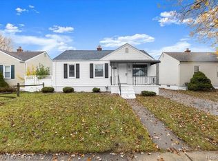 26400 Blumfield St #1, Roseville, MI 48066
