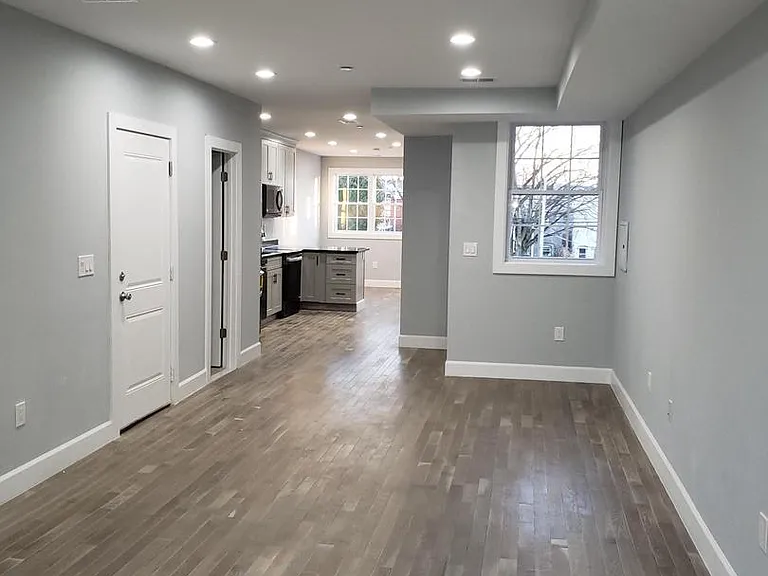 752 Lamont St NW #2 — Photo 3