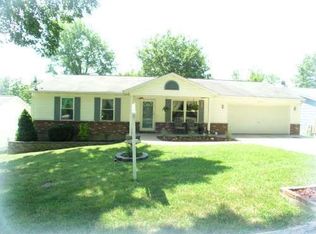 2032 Waybridge Ln, Fenton, MO 63026