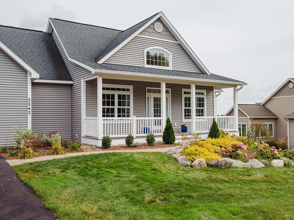 1st image of 2542 W Crown Dr #3