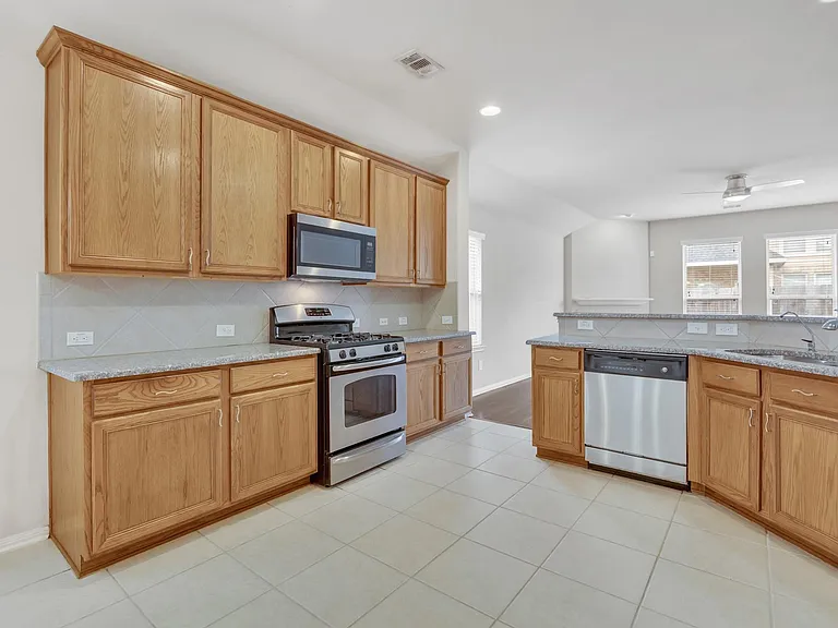 5730 Slate Valley Ct — Photo 14