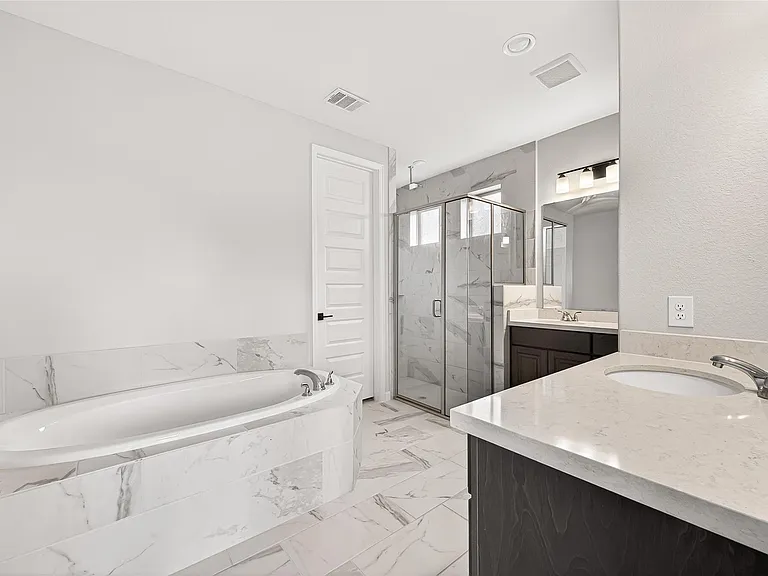 7438 Denali Dr — Photo 25