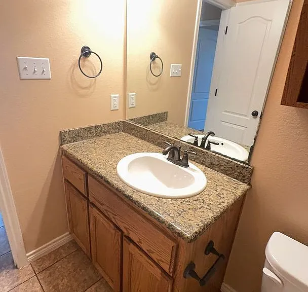 5001 Autumn Valley Dr — Photo 3