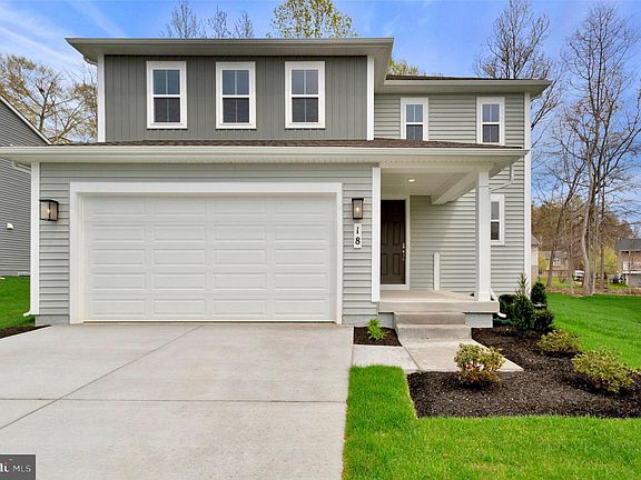 5th image of 18 Poplar Ct